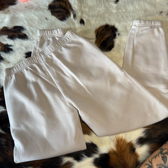 Basic sweatpants - Picture 3 of 3